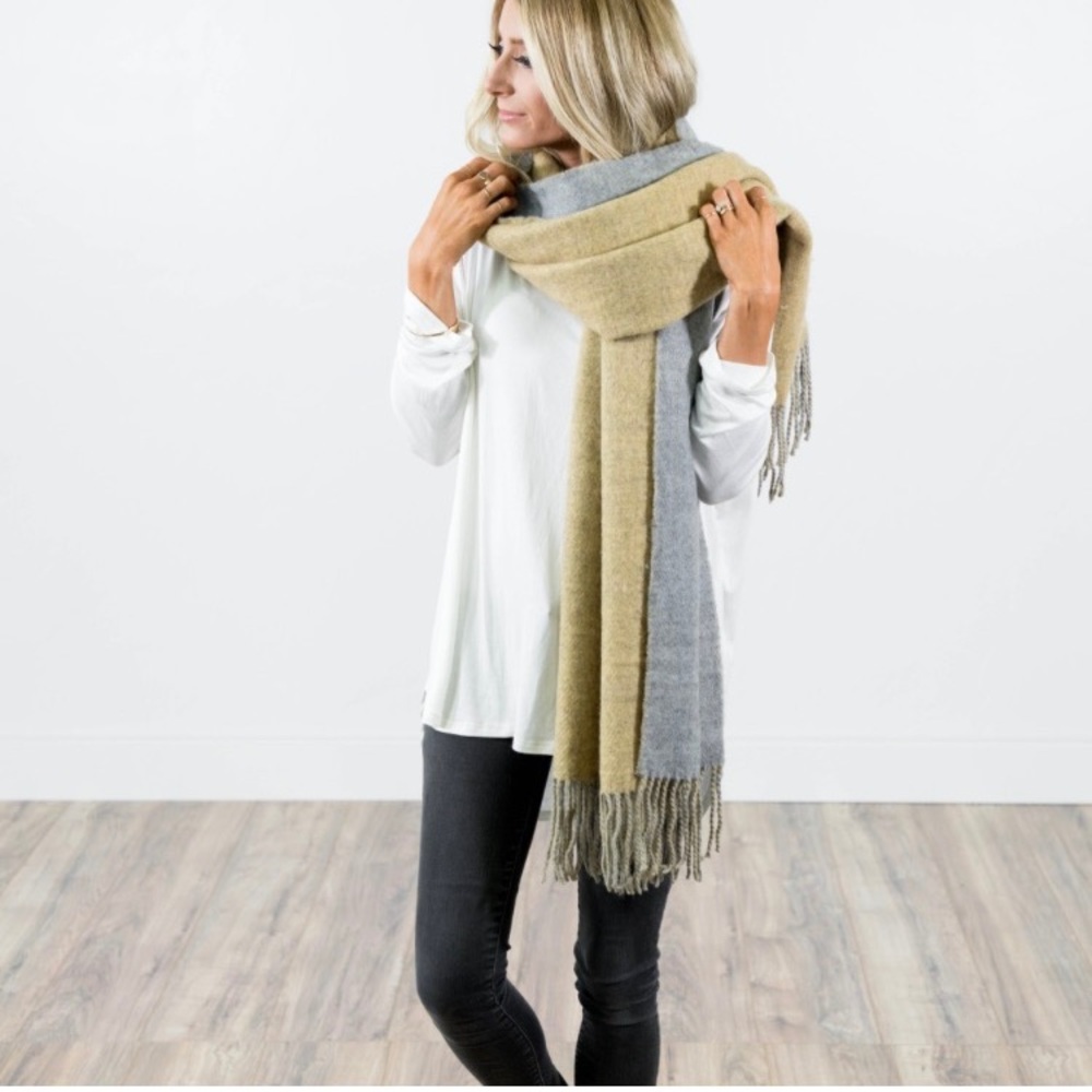 Beige London scarf