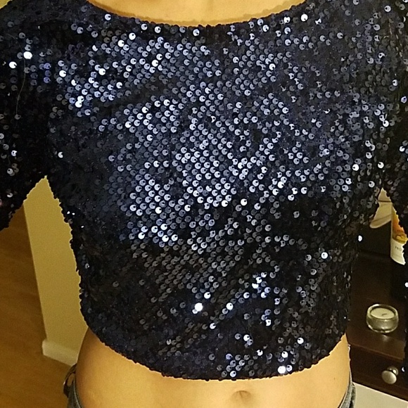 Dark blue sequin crop top - Picture 3 of 3