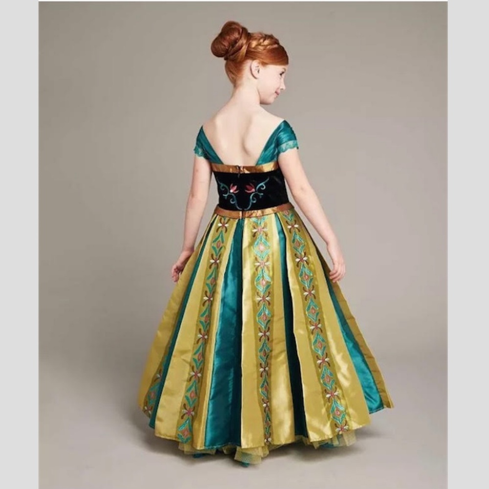 HP! NEW - Ultimate -Frozen- Coronation Anna - Picture 2 of 7