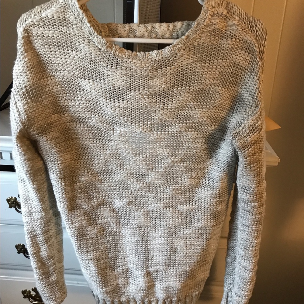 Forever 21 cream and ivory backless sweater size S