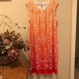 Sleeveless knit shift