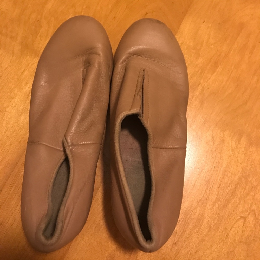 Tan Bloch Tap Shoes