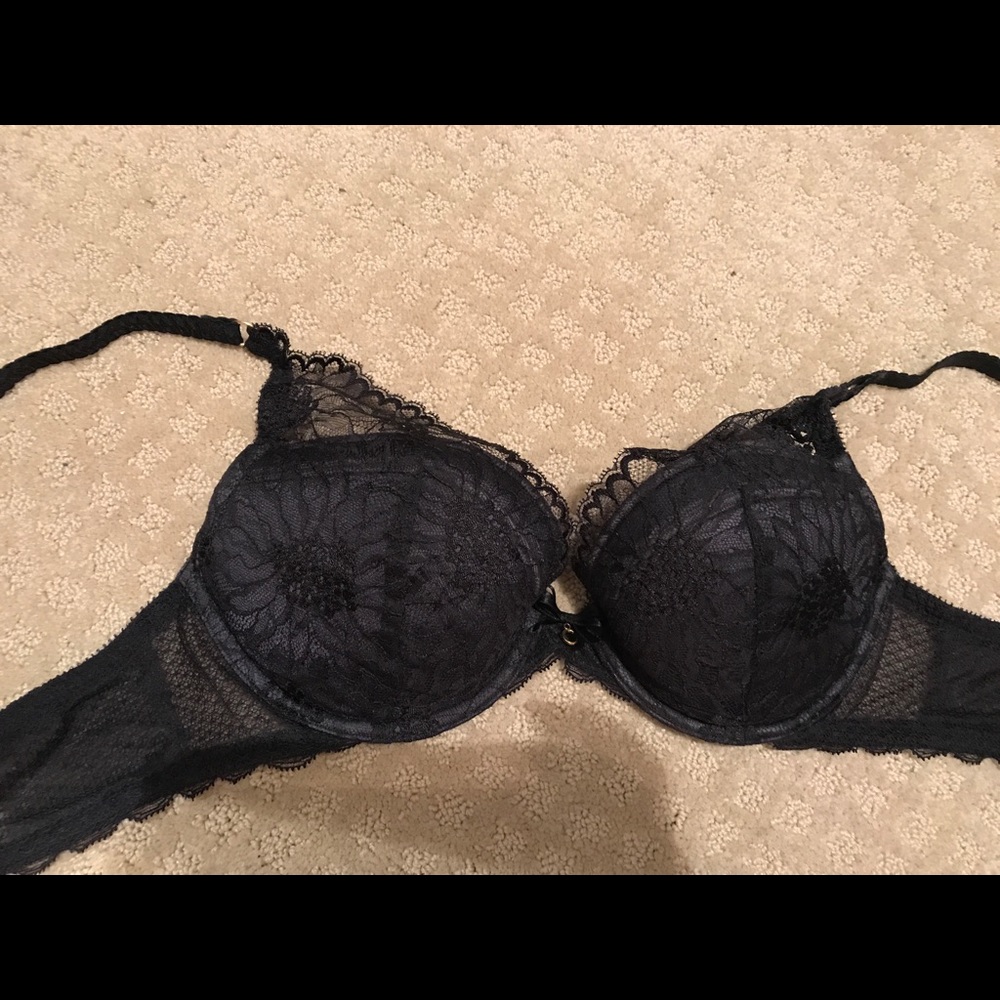 Chantelle lace bra
