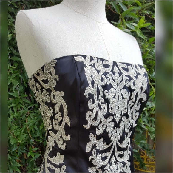 White House Black Market Dress - Picture 3 of 8