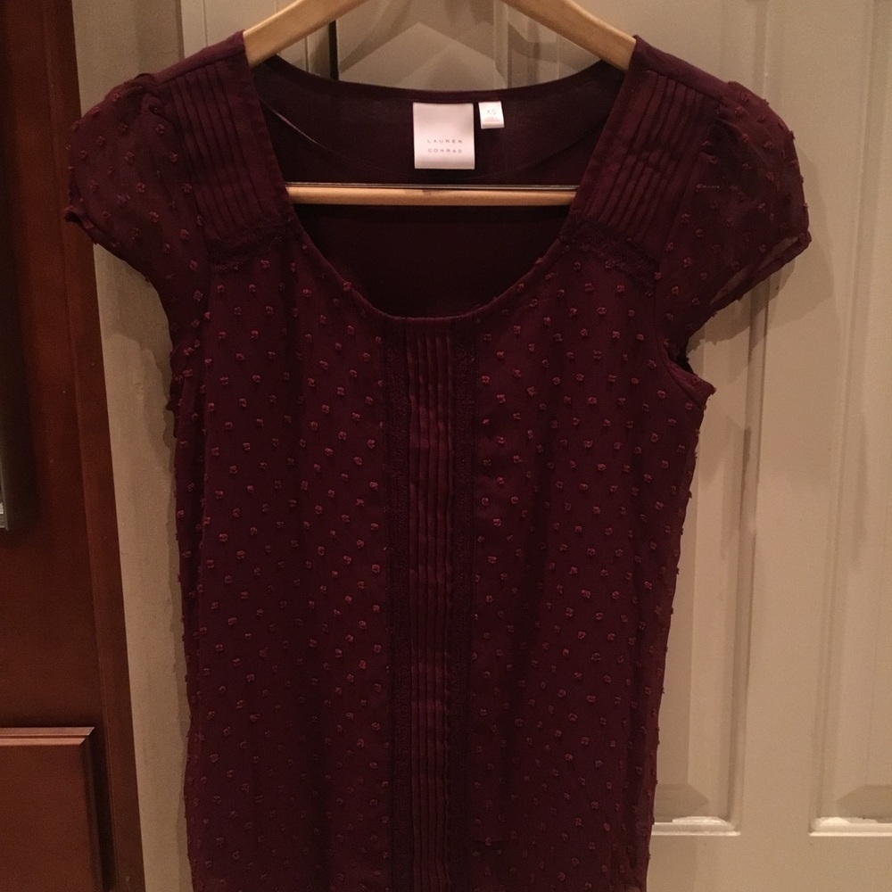 Maroon Blouse 👚NEVER WORN! 👚