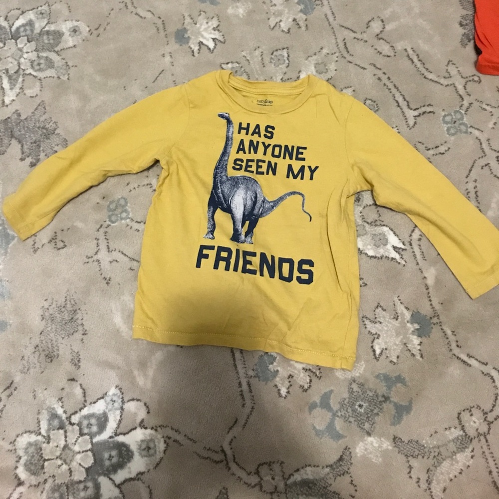 Yellow long sleeve from gap! Good condition