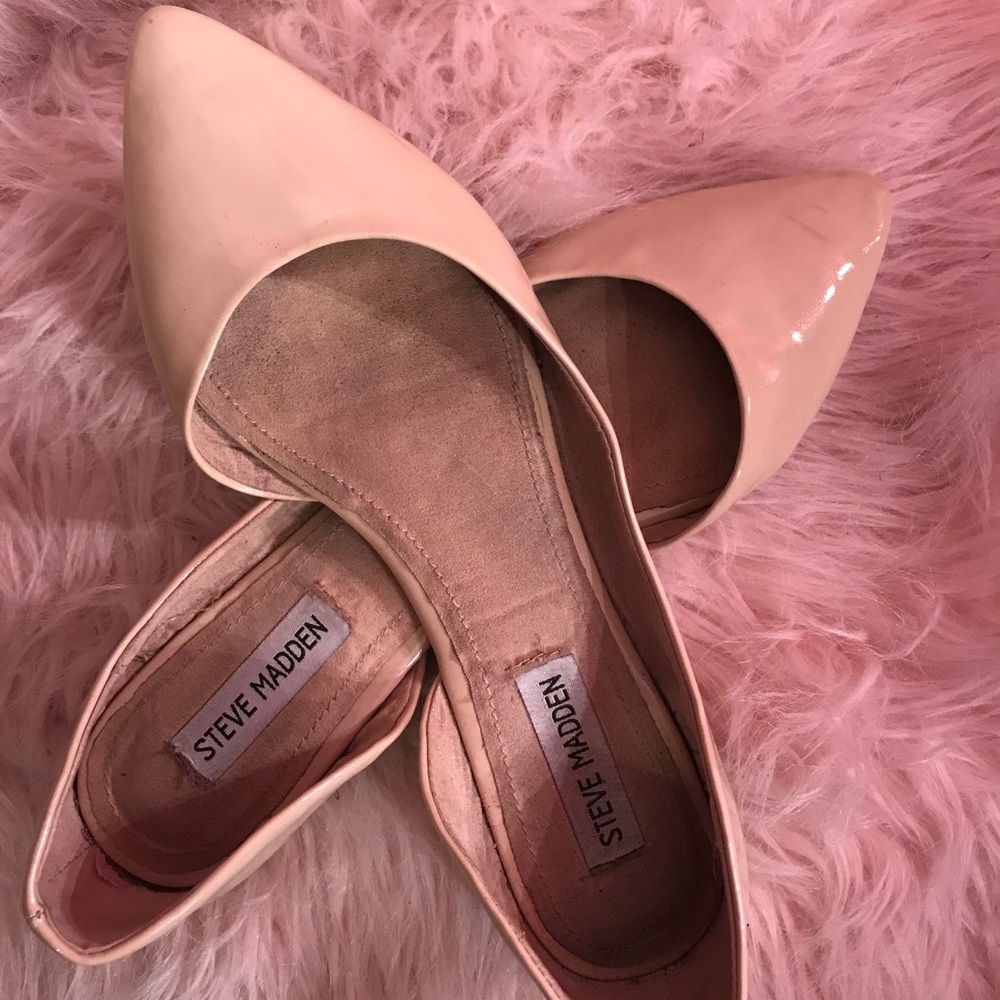 Steve Madden Elusion flats in nude size 9
