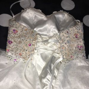 Homecoming / prom dress