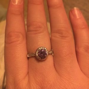 Purple stone fragrant jewels ring size 9 💍