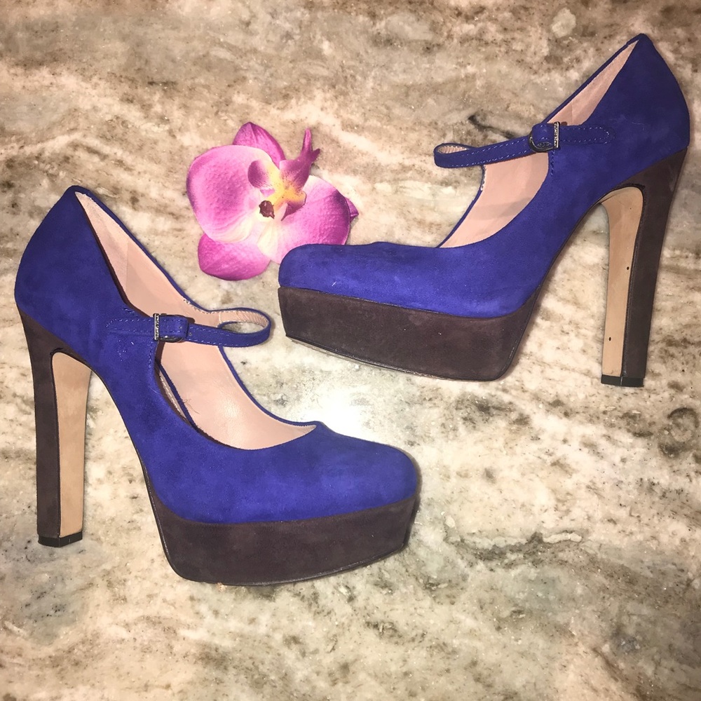 Vince Camuto suede heels