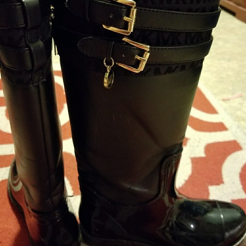 Michael Kors kids size 2 black boots