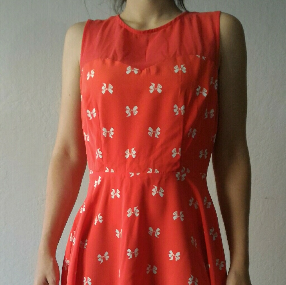 Dress - Picture 2 of 2