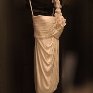 BCBG cream cocktail dress size Small