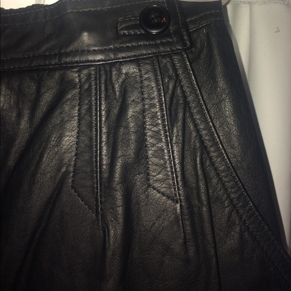 Gorgeous black genuine leather pants - Picture 2 of 8