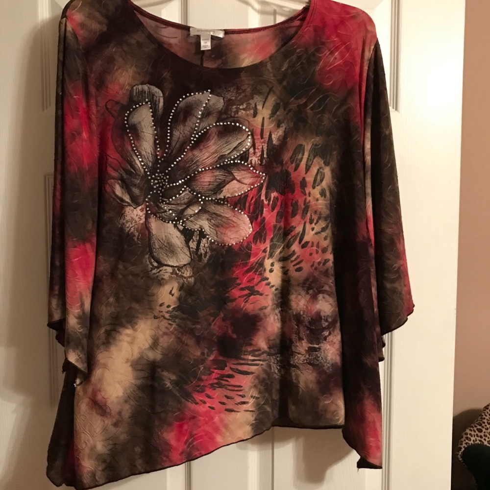 Flowing women’s shirt - Size 1X.