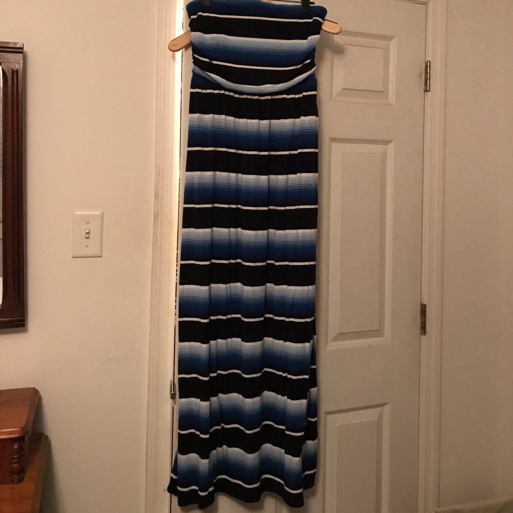 Strapless maxi dress