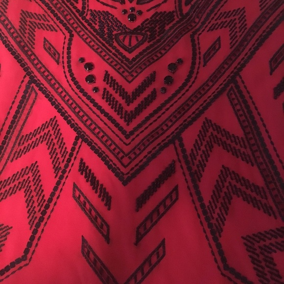 Express Red Tank - Picture 2 of 2