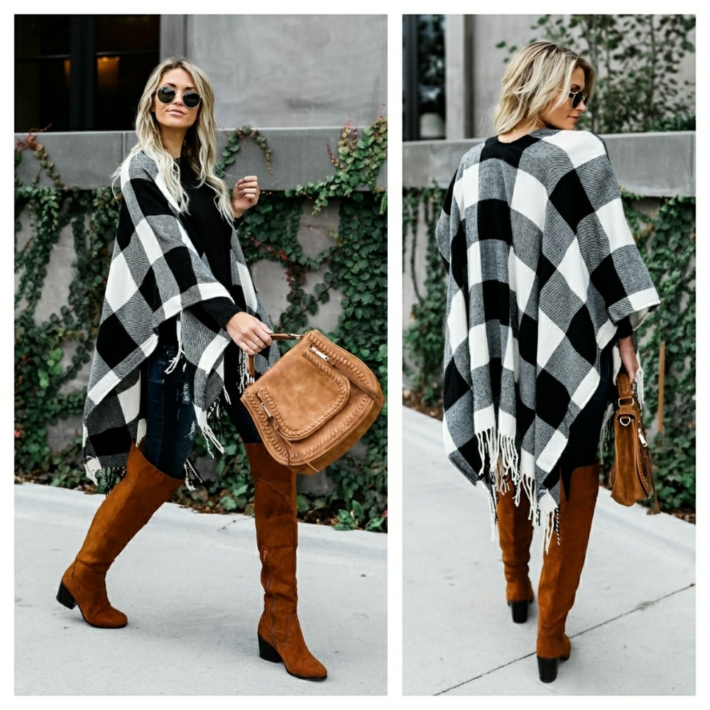 One left 🆕️ black & white buffalo check poncho - Picture 2 of 3