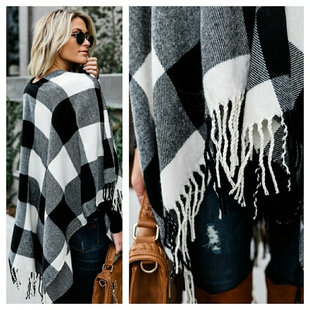 One left 🆕️ black & white buffalo check poncho - Picture 3 of 3