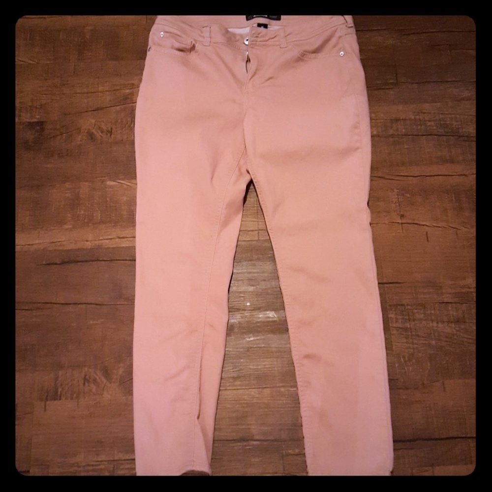 Pink Jordache skinny jeans