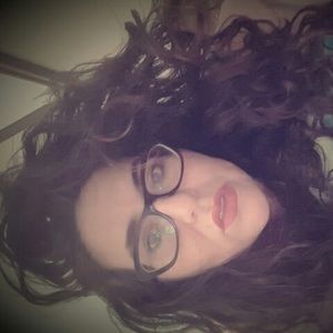 Meet your Posher, Allgirrrl