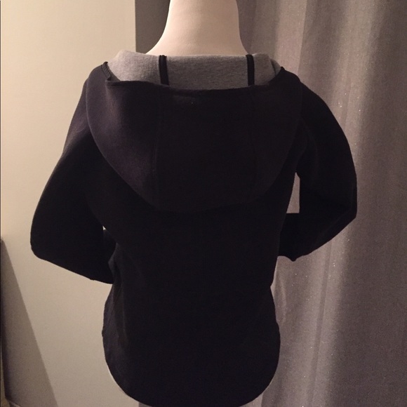 Lululemon jacket - Picture 2 of 3