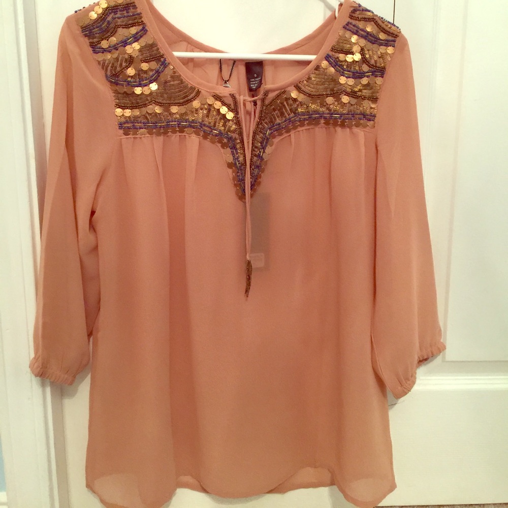 New with tags! Top from buckle