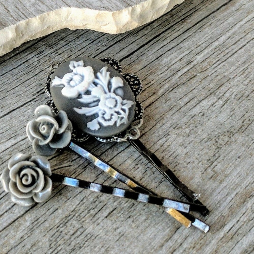 Set of 3 Gray Flower / Cameo hairpins
