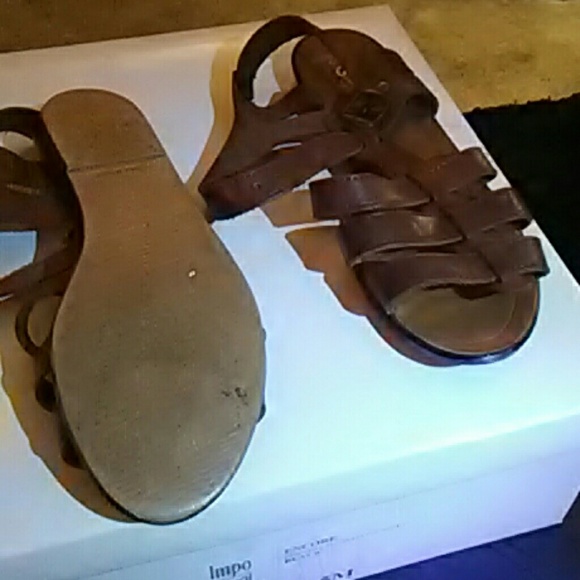 100% Leather Coaster Sandals - Picture 3 of 3