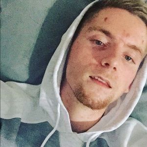 Meet your Posher, Zach