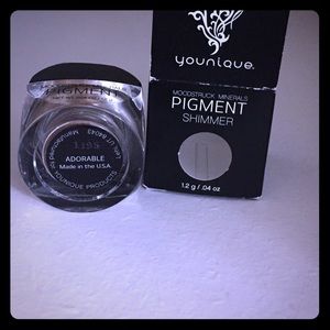 Adorable eye shimmer younique