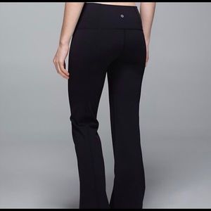 LULULEMON  High Rise Groove Pant