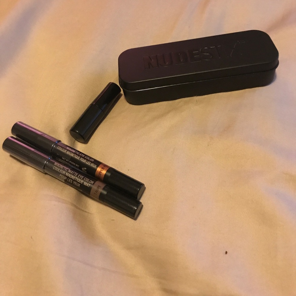 NudeStix Magnetic Eye Color