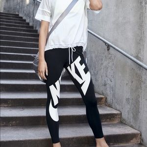 Nike leggings