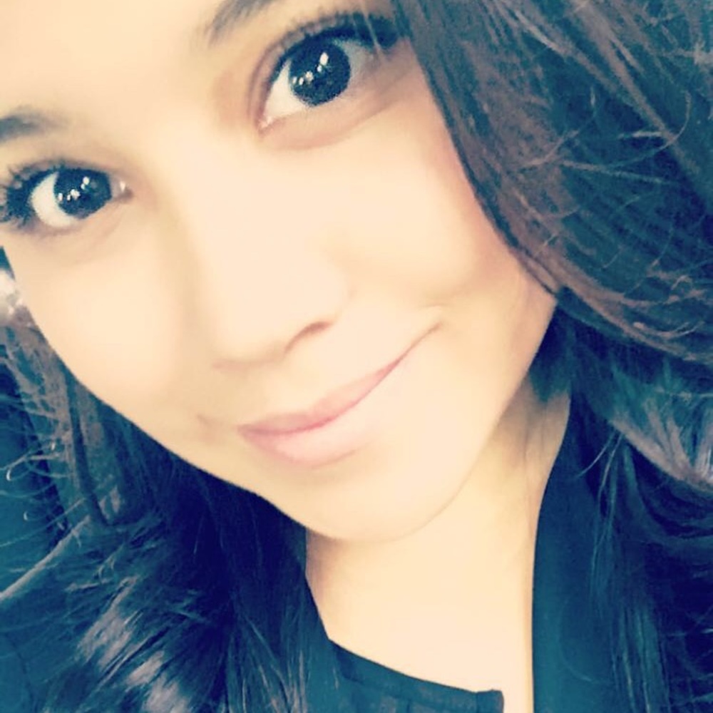 Meet your Posher, Alondra