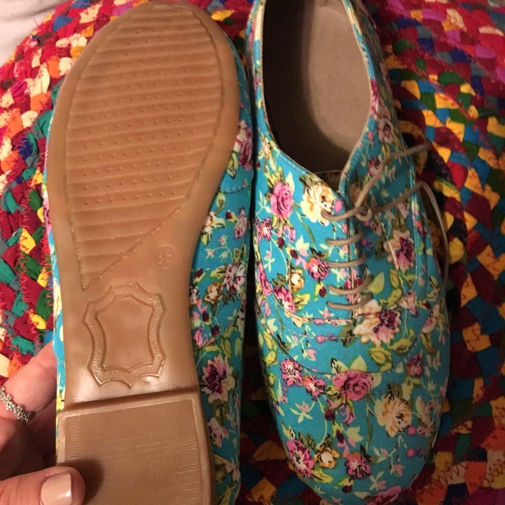 Adorable floral flats from a specialty boutique