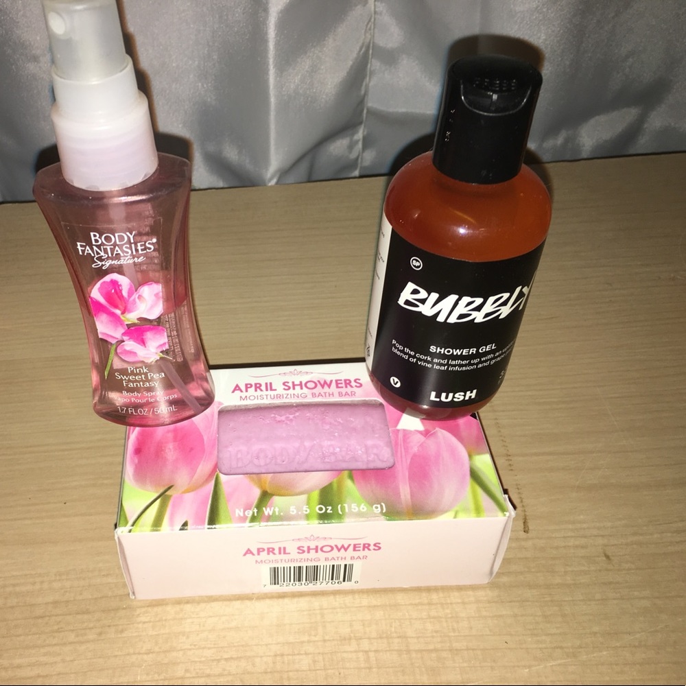 Bath and Body Bundle🌸🌺💖