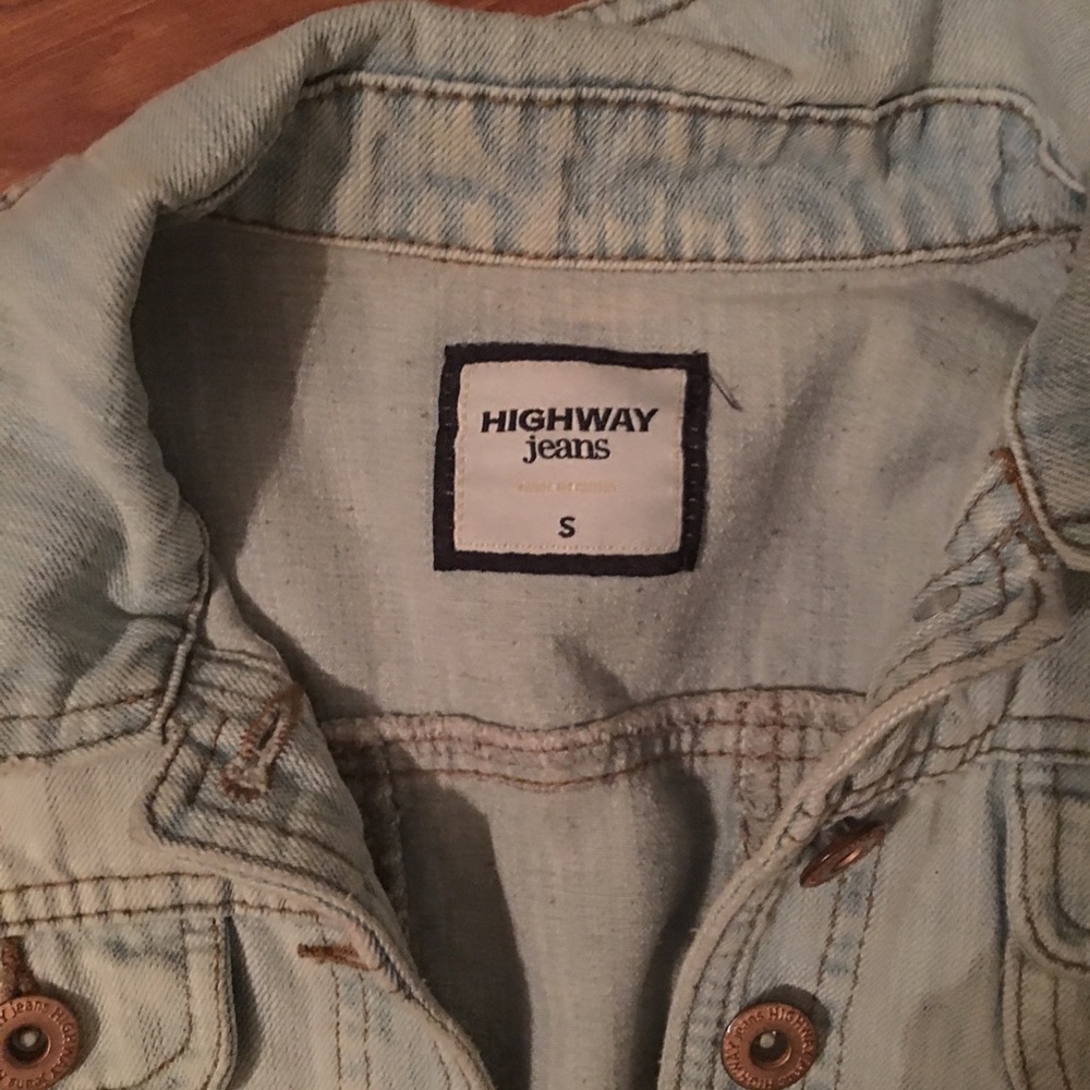 Jean jacket - Picture 3 of 3
