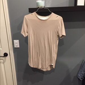 On The Byas long extended tee sand color
