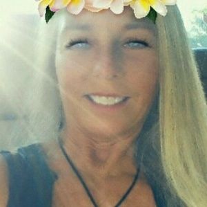 Meet your Posher, Renee