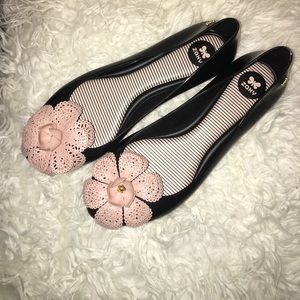 Zaxy Black Shoes With Flower