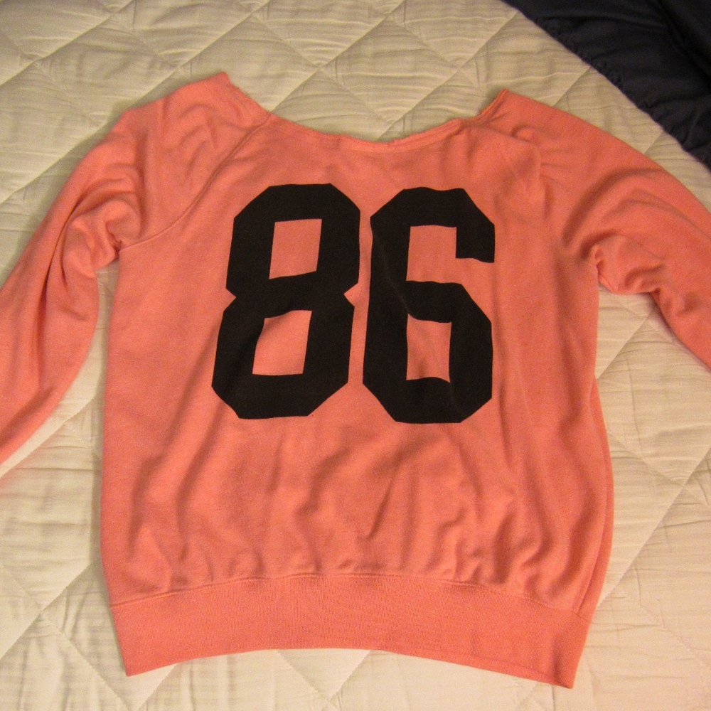 PINK Sweater - Picture 3 of 3