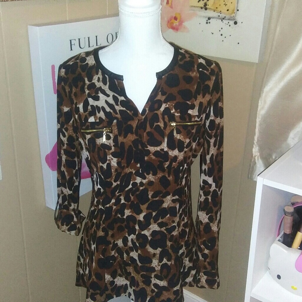 S&L Available! Leopard Pattern Rafaella Blouse - Picture 1 of 8