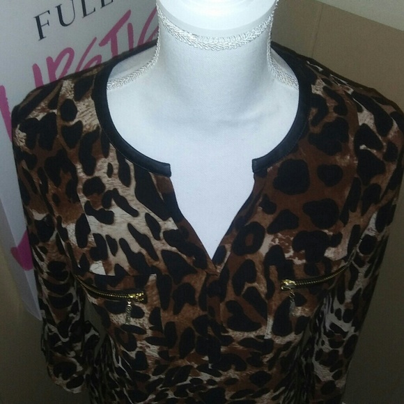 S&L Available! Leopard Pattern Rafaella Blouse - Picture 2 of 8