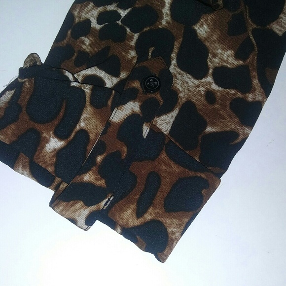 S&L Available! Leopard Pattern Rafaella Blouse - Picture 8 of 8