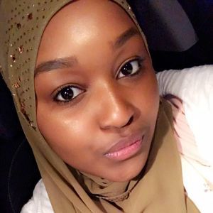 Meet your Posher, Khai