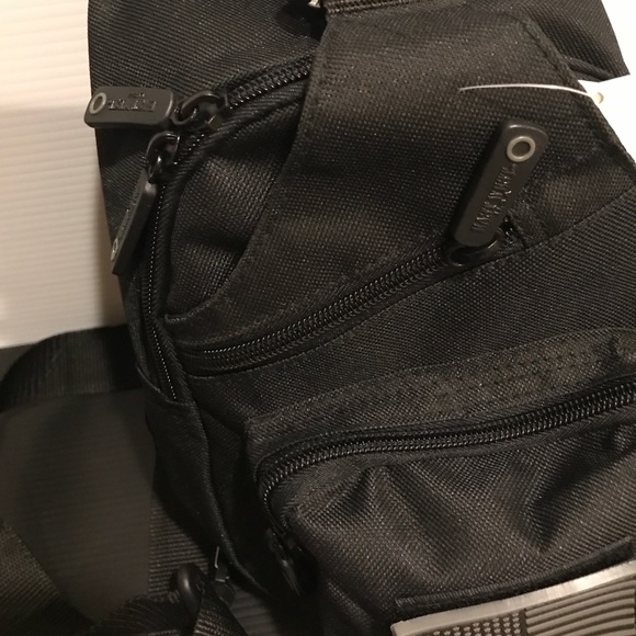 Comingback pre-order, Mini tactical Sling Bag - Picture 4 of 8