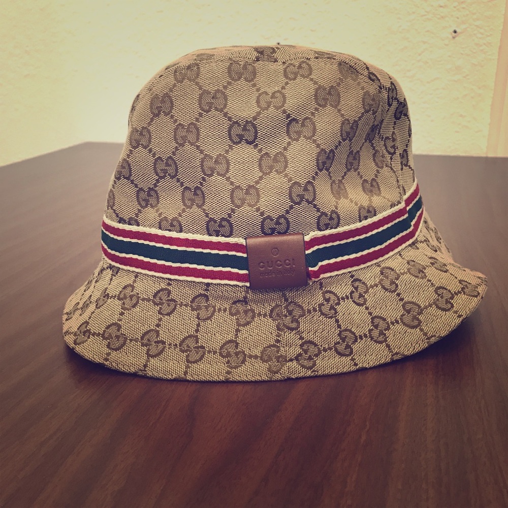 Beige Red Green White Stripe Bucket Hat XL 60