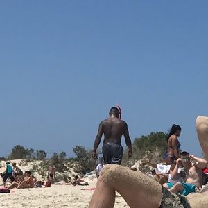 Meet your Posher, Gates