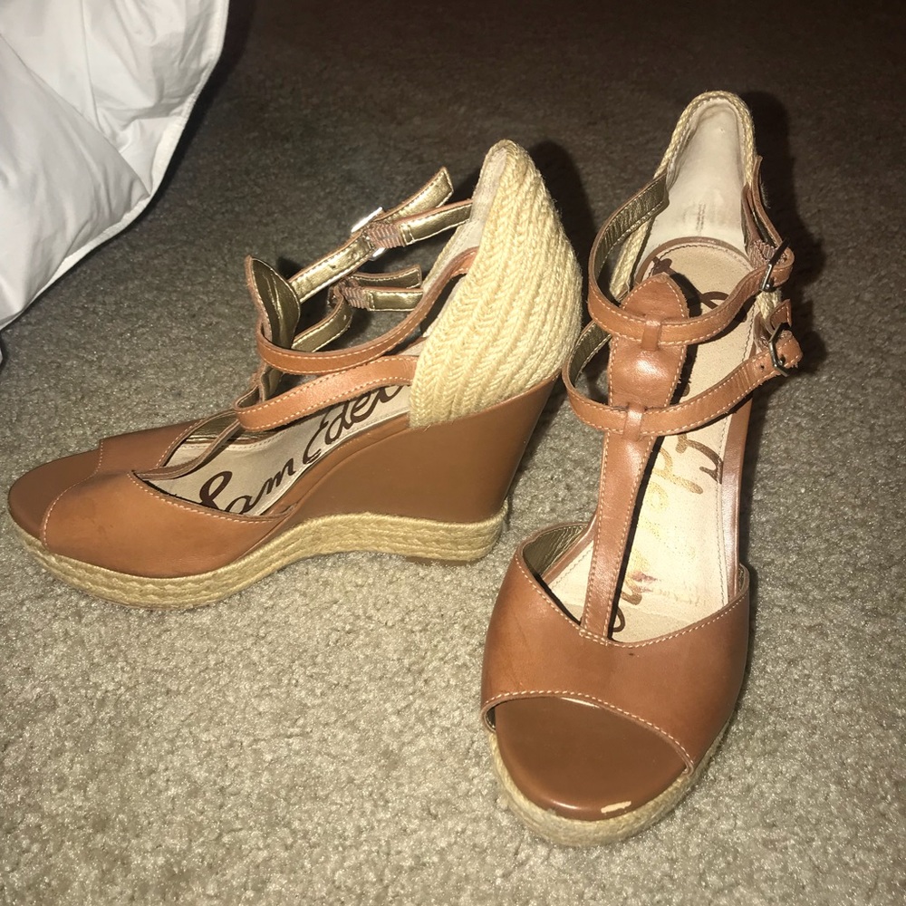 brown wedges